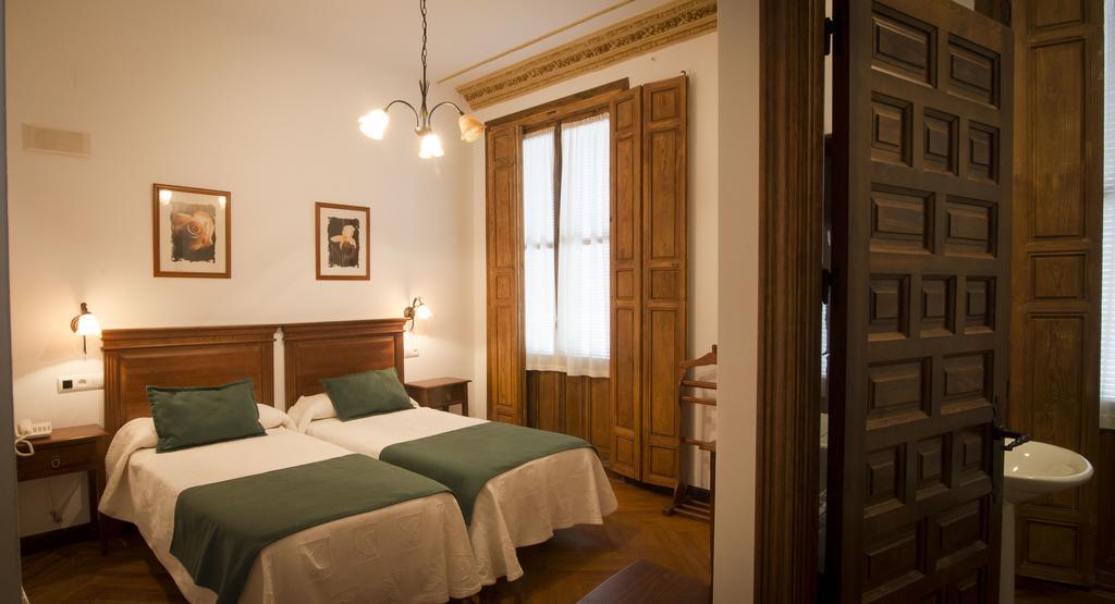 Hospedería Real Casona la Beltraneja Hotel Belmonte  Exterior foto